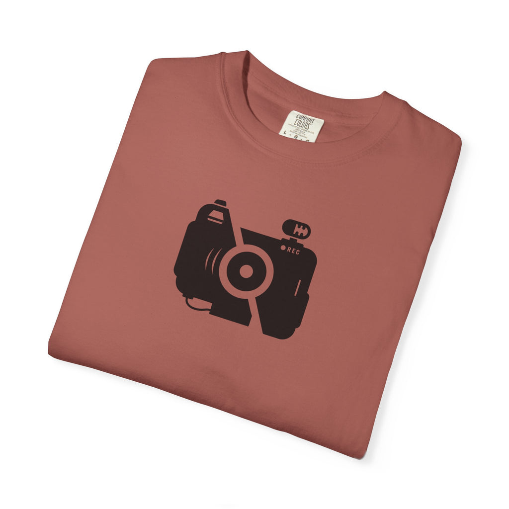 Camera Icon T-Shirt — Minimal Photographer Tee