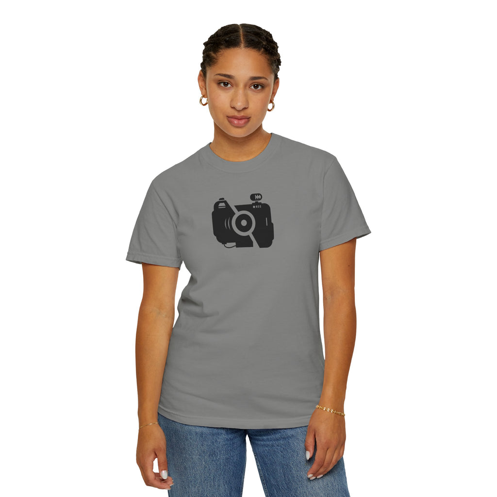 Camera Icon T-Shirt — Minimal Photographer Tee